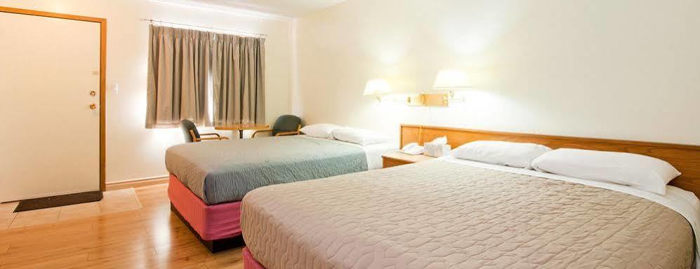 Horizon Motel Saint Albert Экстерьер фото
